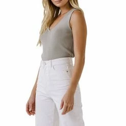 Endless Rose Basic Sleevless V-neck Top Sage 9 Endless Rose Basic Sleevless V-neck Top Sage -Endless Rose shop unnamed file 888